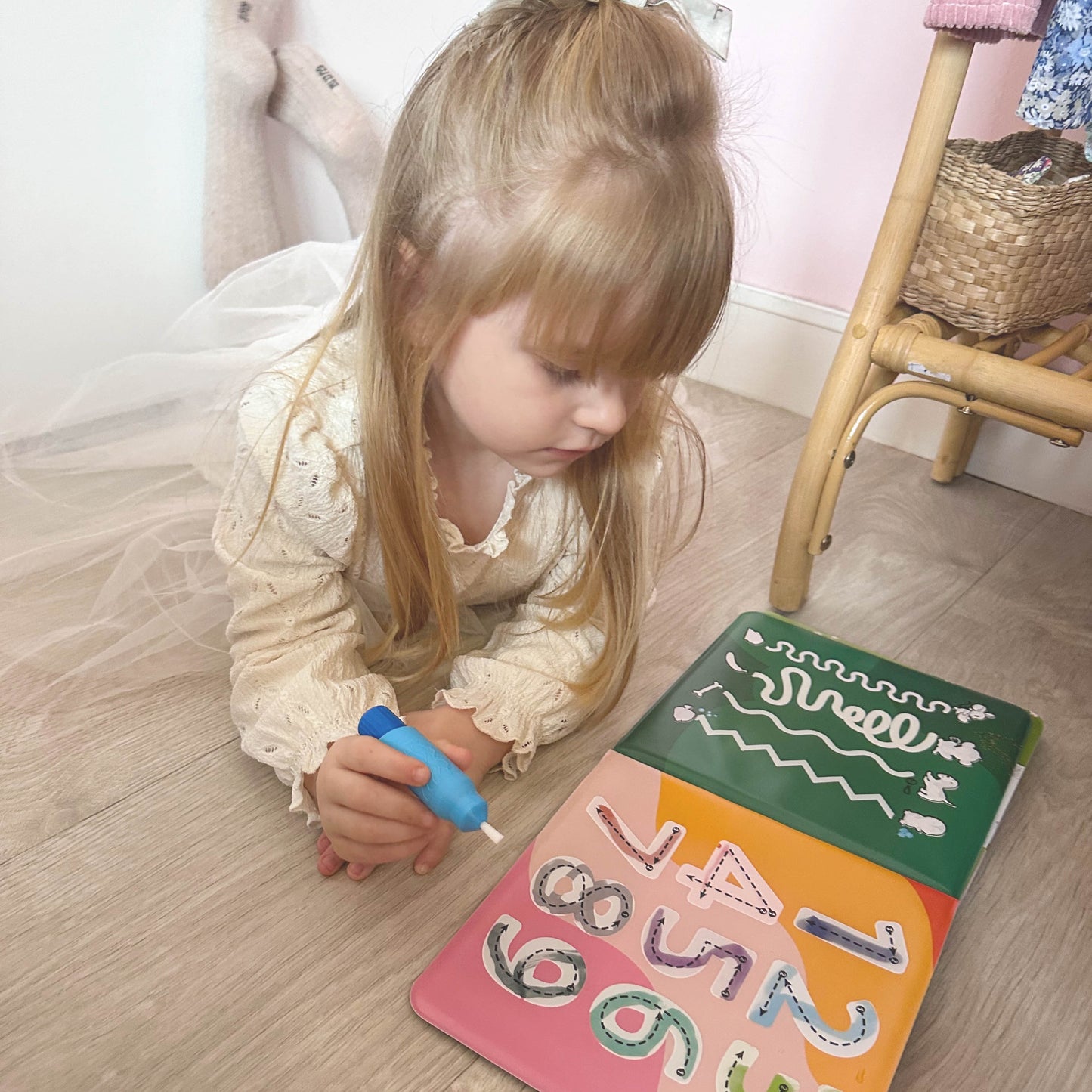 Livre de coloriage magique